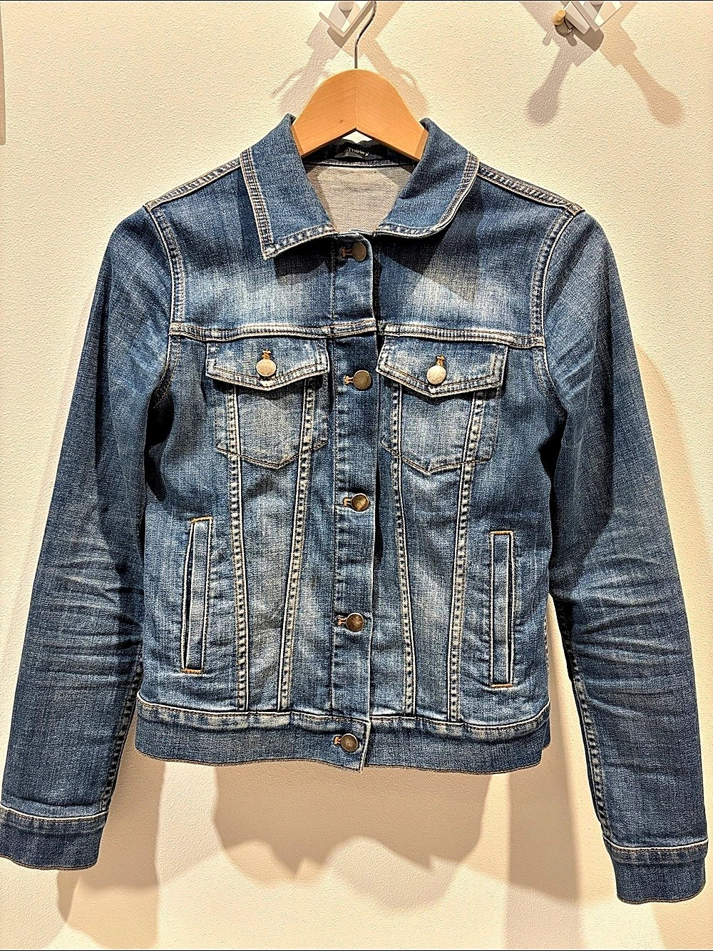 Theory Women's Blue Denim Jacket Like New